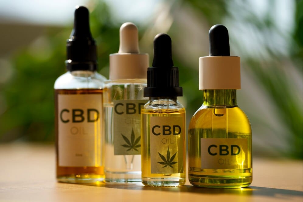 Проверено! - Какво е CBD масло и какво лекува - Ползи и странични ефекти